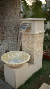 Waterfalls and fountains with an outlet and a mouth
